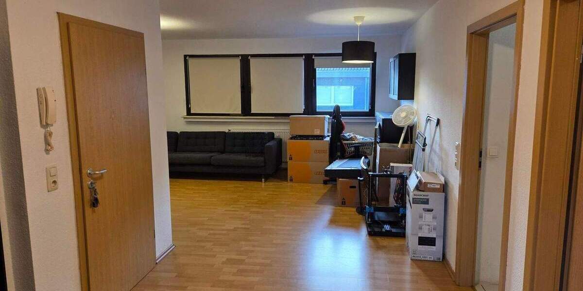 Etagenwohnung Siegburg Dreesch - 3 Zimmer, 67 m&sup2;, 630&euro; | Angebot:25355796