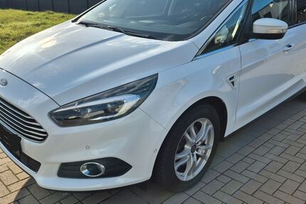 Ford S-Max 134.000 km 13.000 &euro; Elsdorf 50189