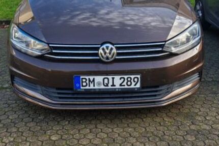 VW Touran 193.300 km 9.900 € Köln 50827