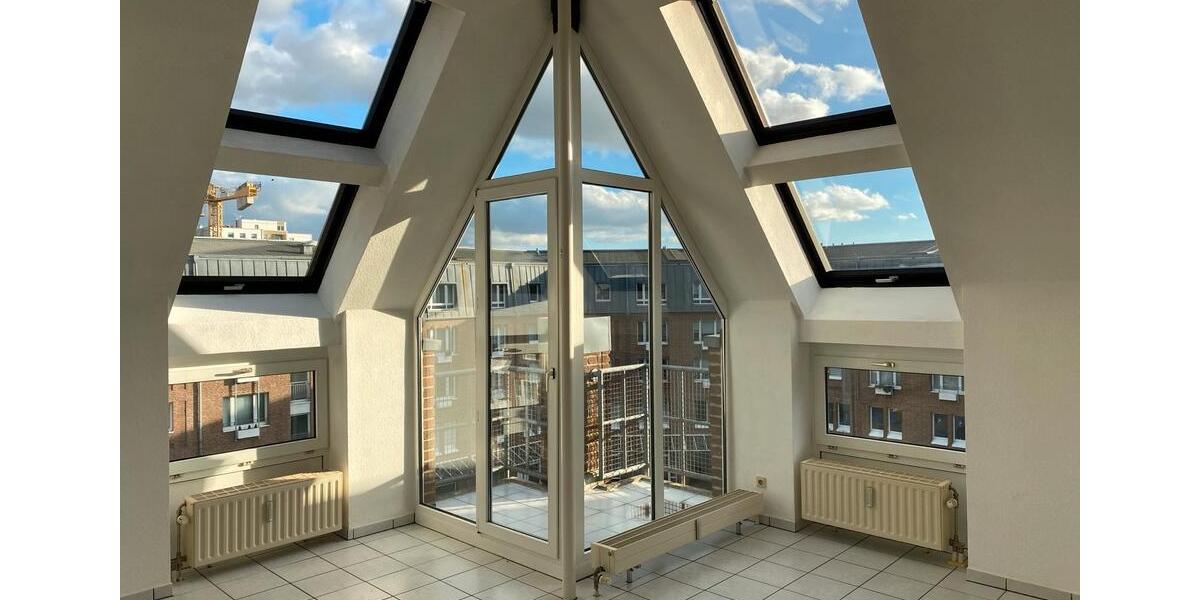 2-Zimmer Dachgeschosswohnung in Köln-Porz zu vermieten 2 zimmer