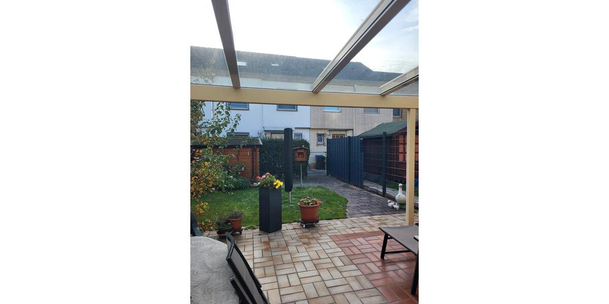 Reihenhaus Köln Chorweiler - 5 Zimmer, 97 m&sup2;, 380.000&euro; | Angebot:27120019