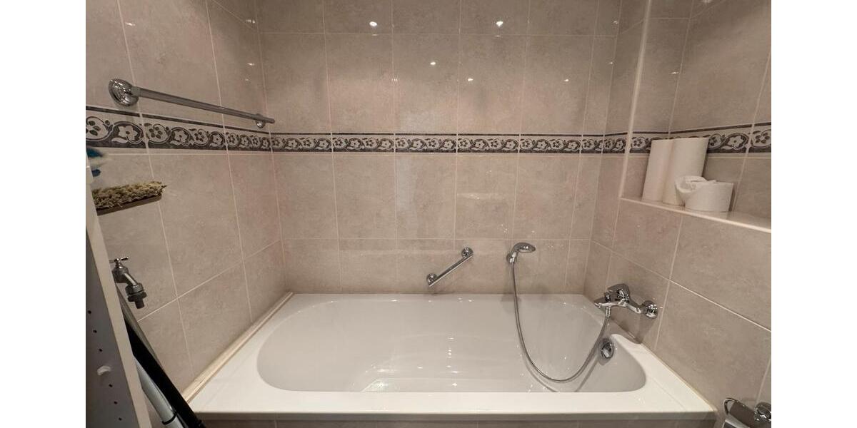 Etagenwohnung Hürth - 3 Zimmer, 83 m&sup2;, 1.500&euro; | Angebot:26358091