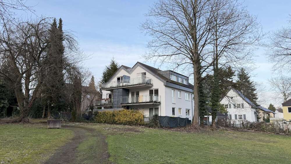 Etagenwohnung Bergisch Gladbach - 4 Zimmer, 94 m&sup2;, 1.300&euro; | Angebot:25190114