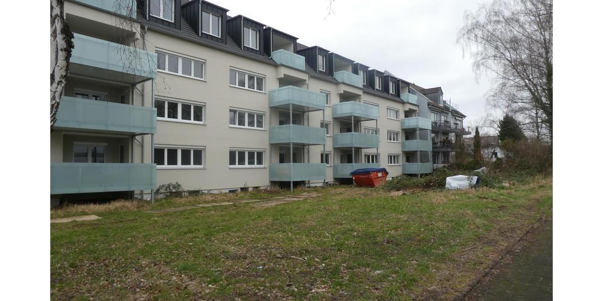 Neue helle Dachgeschoßwohnung mit moderner Heiztechnik im Energiesparhaus Bonn-Endenich - Dachgeschoßwohnung Bonn Dransdorf | Angebot:24049039