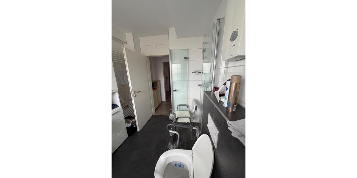 Etagenwohnung Troisdorf - 3 Zimmer, 82 m&sup2;, 1.120&euro; | Angebot:25478960