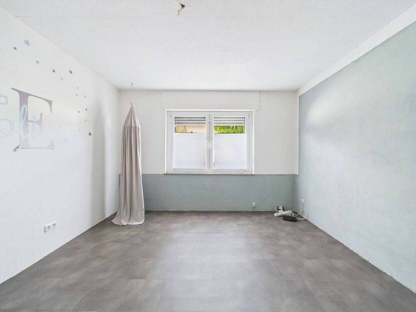 Familienfreundliches Ein-Zweifamilienhaus in der Euskirchener Südstadt - modernisiert & großzügig