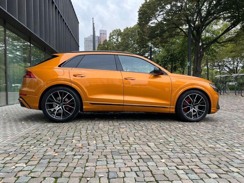 Audi Q8 106.161 km 48.950 € Köln 50674