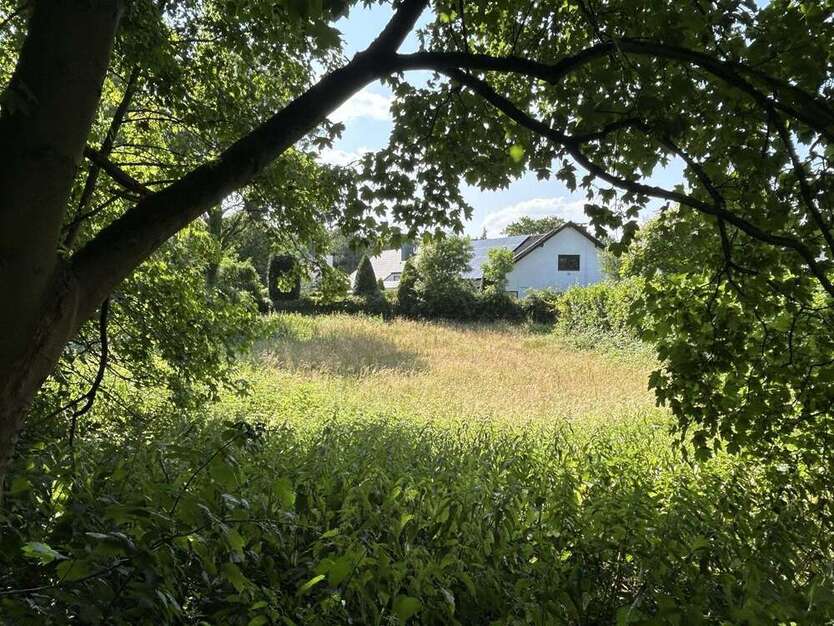 Grundstück zu verkaufen in Neuss 775.000 € 866 m²