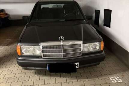 Mercedes-Benz 190 222.222 km 6.000 &euro; Köln 51105