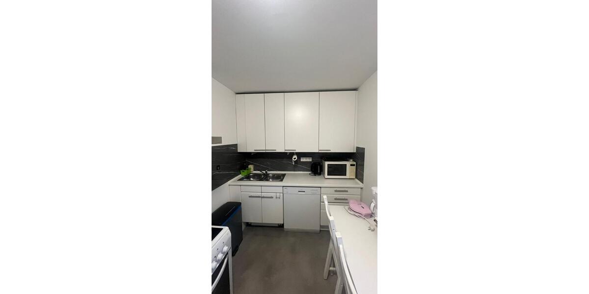 Einfamilienhaus Bonn Beuel-Mitte - 8 Zimmer, 120 m&sup2;, 3.500&euro; | Angebot:25545211