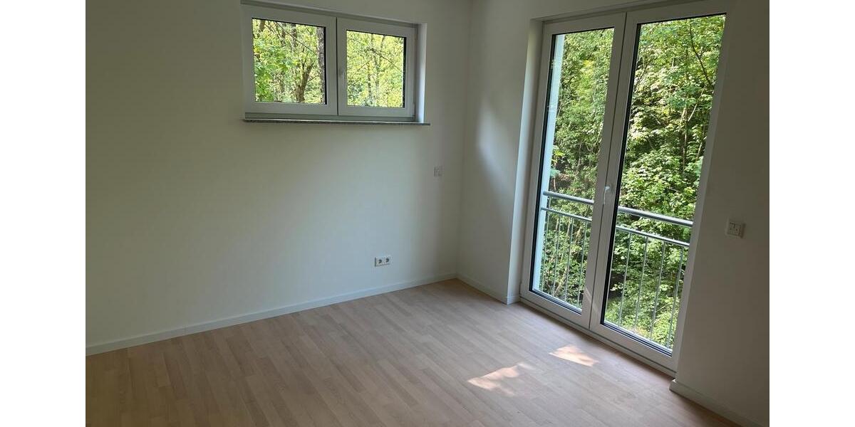 Großzügige Maisonette Wohnung KFW 55 in SG Merscheid 4 zimmer