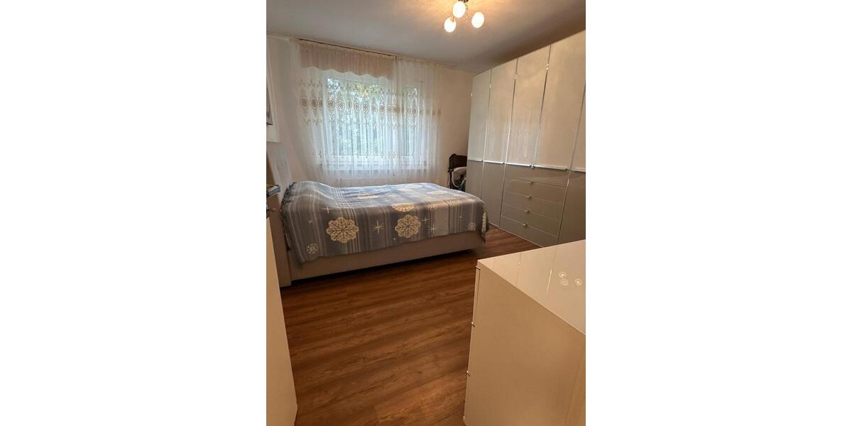Etagenwohnung Köln Mülheim - 3 Zimmer, 75 m&sup2;, 370.000&euro; | Angebot:26913207