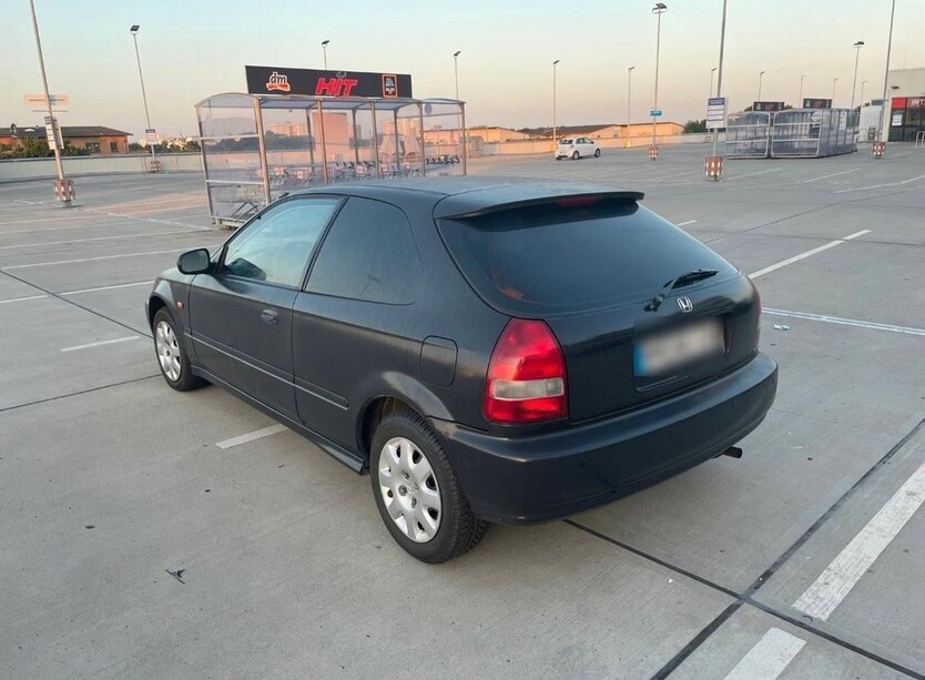 Honda Civic 212.000 km 3.162 € Kerpen 50171