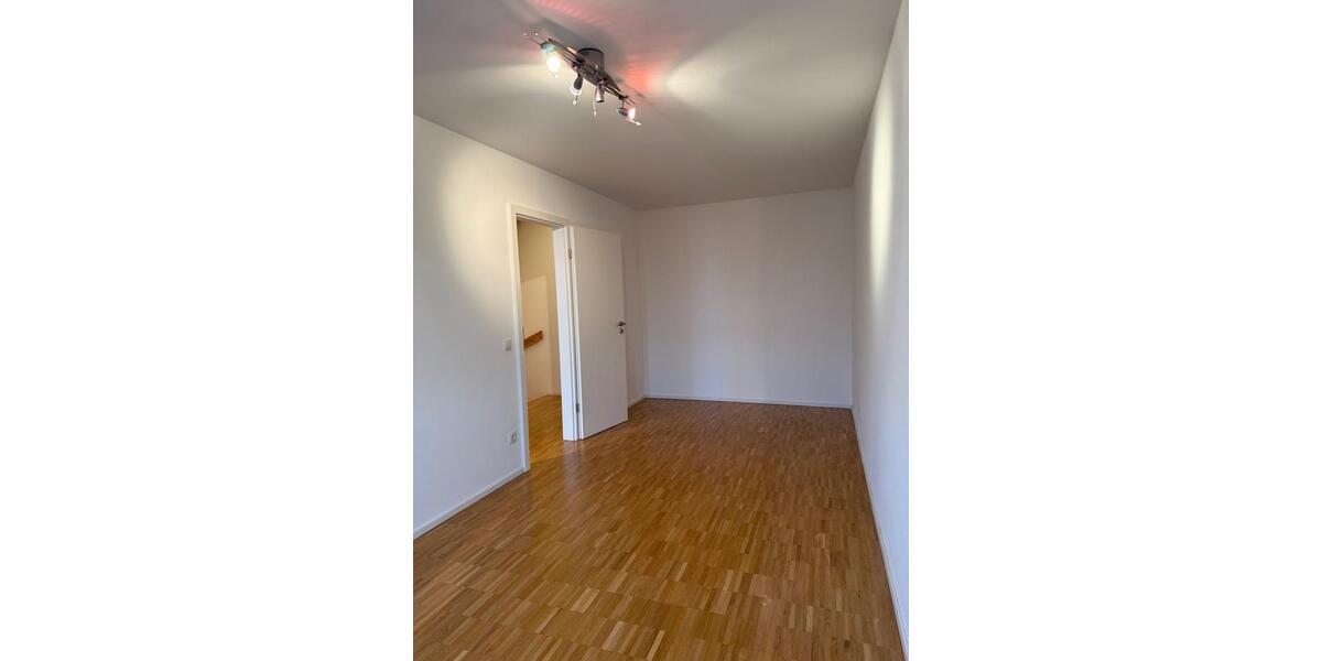 Doppelhaushälfte Sankt Augustin - 4 Zimmer, 125 m&sup2;, 1.420&euro; | Angebot:25393865