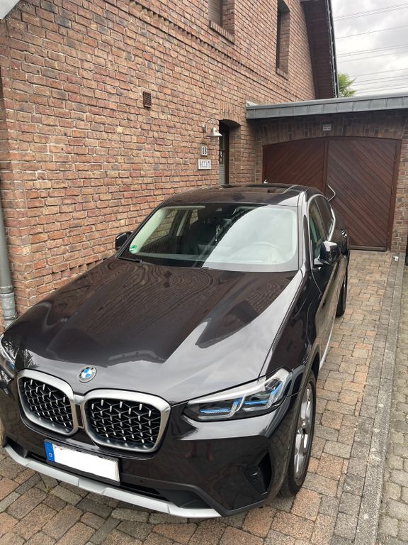BMW X4 98.500 km 41.500 € Köln 50769