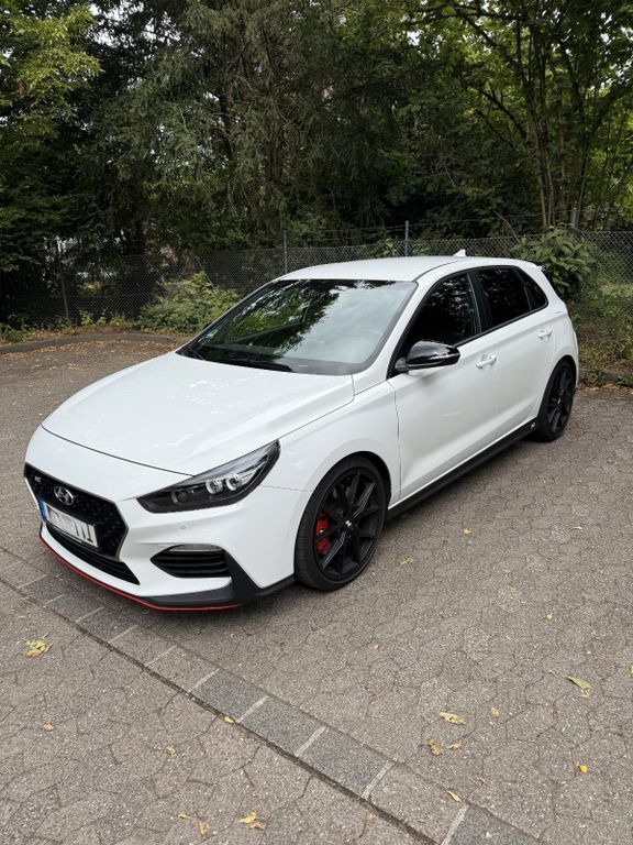 i30