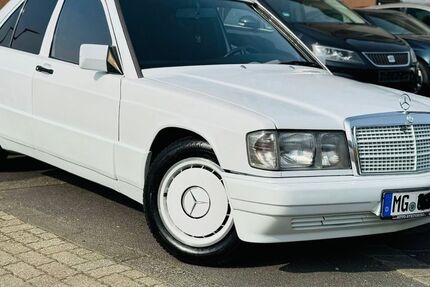 Mercedes-Benz 190 95.000 km 7.500 &euro; Bergisch Gladbach 51467