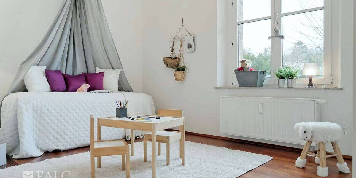 Etagenwohnung Hennef (Sieg) Hennef - 4 Zimmer, 152 m&sup2;, 629.000&euro; | Angebot:26657356