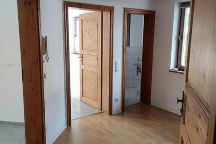 Wohnung Hennef (Sieg) - 4 Zimmer, 120 m&sup2;, 1.400&euro; | Angebot:25311069