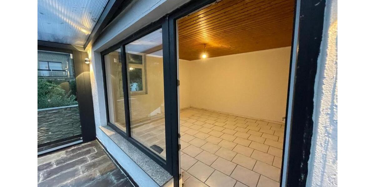 Einfamilienhaus Köln Lindenthal - 3 Zimmer, 130 m&sup2;, 2.000&euro; | Angebot:24641196