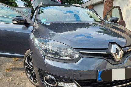 Renault Megane 127.000 km 8.850 € Neuss 41465