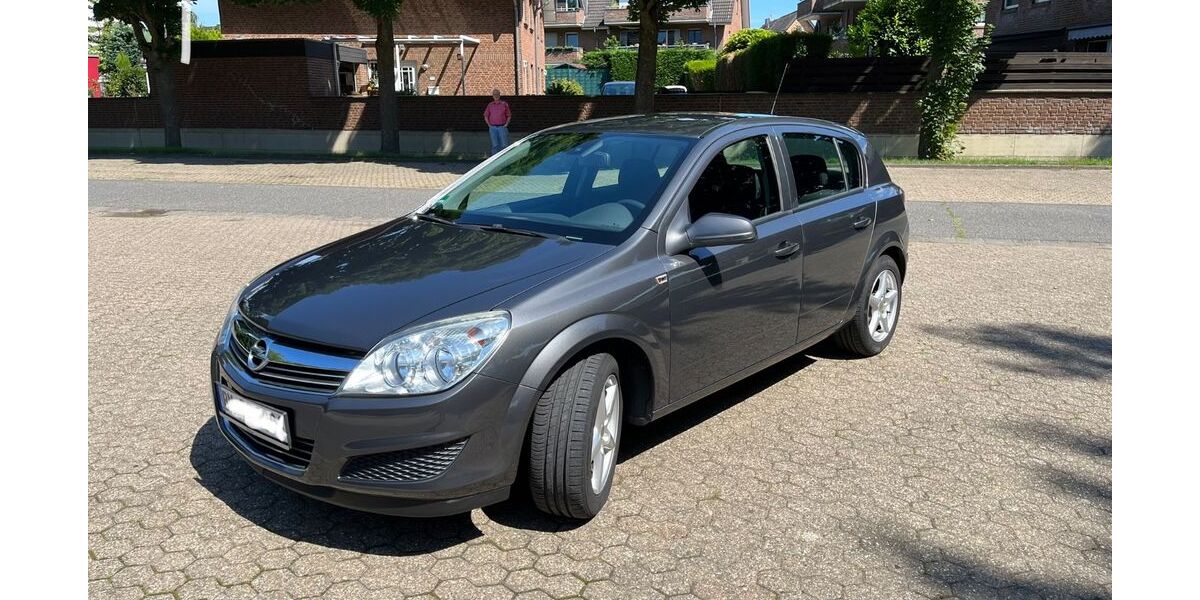 Opel Astra 133.000 km 4.390 &euro; Hürth 50354