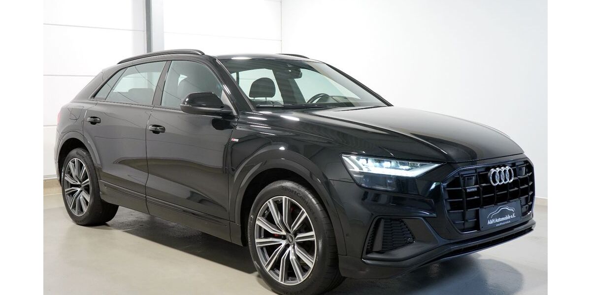 Audi Q8 230.733 km 41.900 &euro; Hürth bei Köln 50354