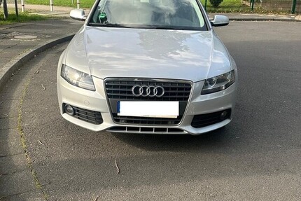 Audi A4 137.484 km 8.350 € Düsseldorf 40213