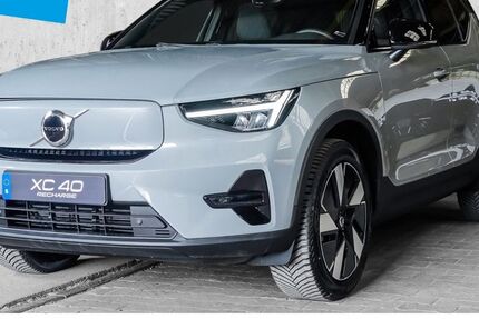 Volvo XC40 4.149 km 39.950 € Düsseldorf 40549