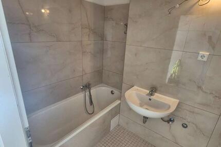 Frisch renovierte 3-Zimmer Wohnung mit Balkon [VAC-19141] 3 zimmer