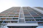 Erstbezug nach Modernisierung! 2 Zimmer + Balkon, neuer Boden, neues Bad, Aufzug