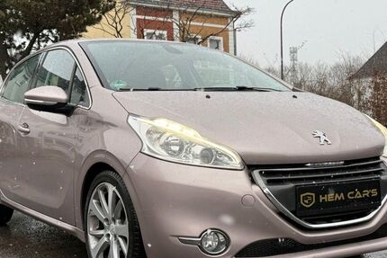 Peugeot 208 121.000 km 5.999 &euro; Langenfeld 40764