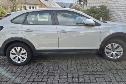 VW Taigo 45.000 km 15.300 &euro; Köln 50679