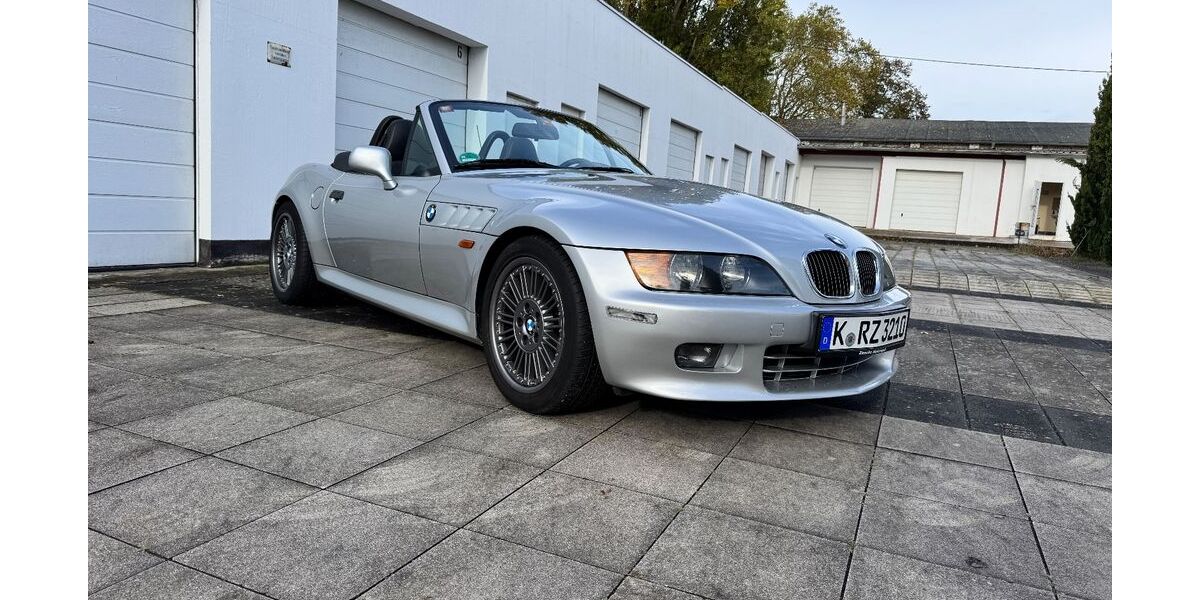 BMW Z3 101.000 km 22.990 € Pulheim 50259
