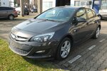 Opel Astra ACTIVE KLIMAANLAGE 17 ZOLL LMF TEMPOMAT 92.855 km 7.250 &euro; Köln 50858