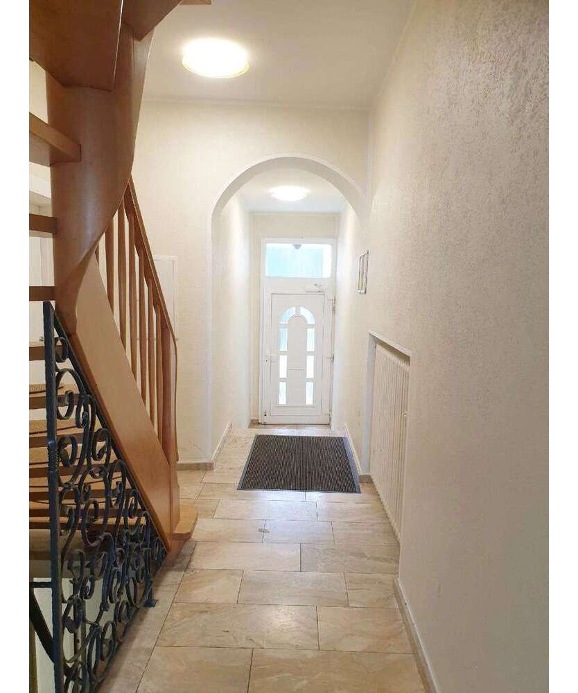 Haus zum Kaufen in Bonn Lengsdorf 795.000 € 175.1 m²