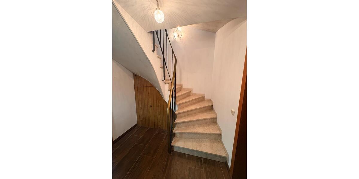 Reihenhaus Pulheim - 4.5 Zimmer, 140 m&sup2;, 1.800&euro; | Angebot:26419254