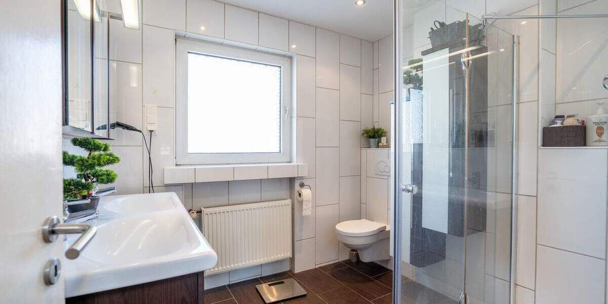 Reihenmittelhaus Köln Höhenhaus - 5 Zimmer, 120 m&sup2;, 695.000&euro; | Angebot:23005484