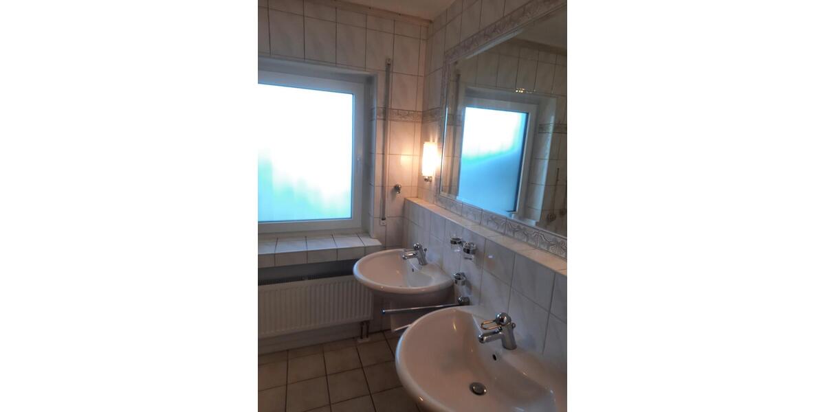 Haus EG Wohnung 140 m2 mit Garten in Rommerskirchen 5 zimmer