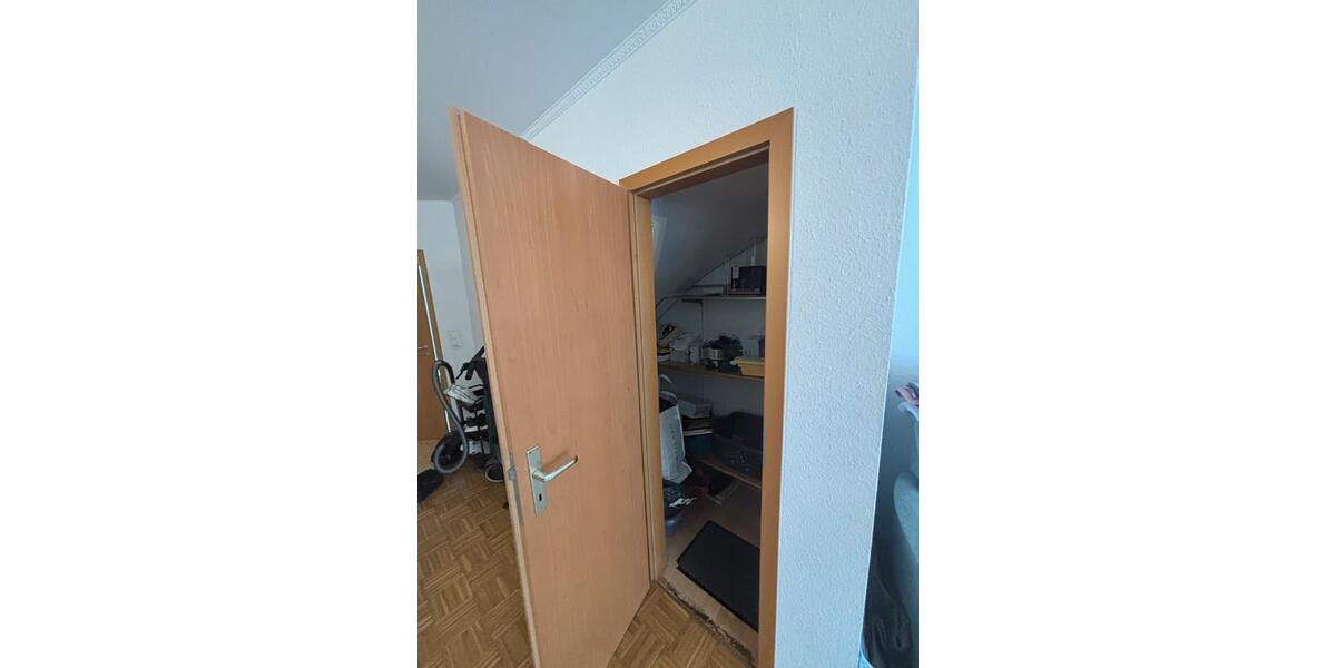 Reihenhaus Bonn Tannenbusch - 3.5 Zimmer, 84 m&sup2;, 380.000&euro; | Angebot:26406811