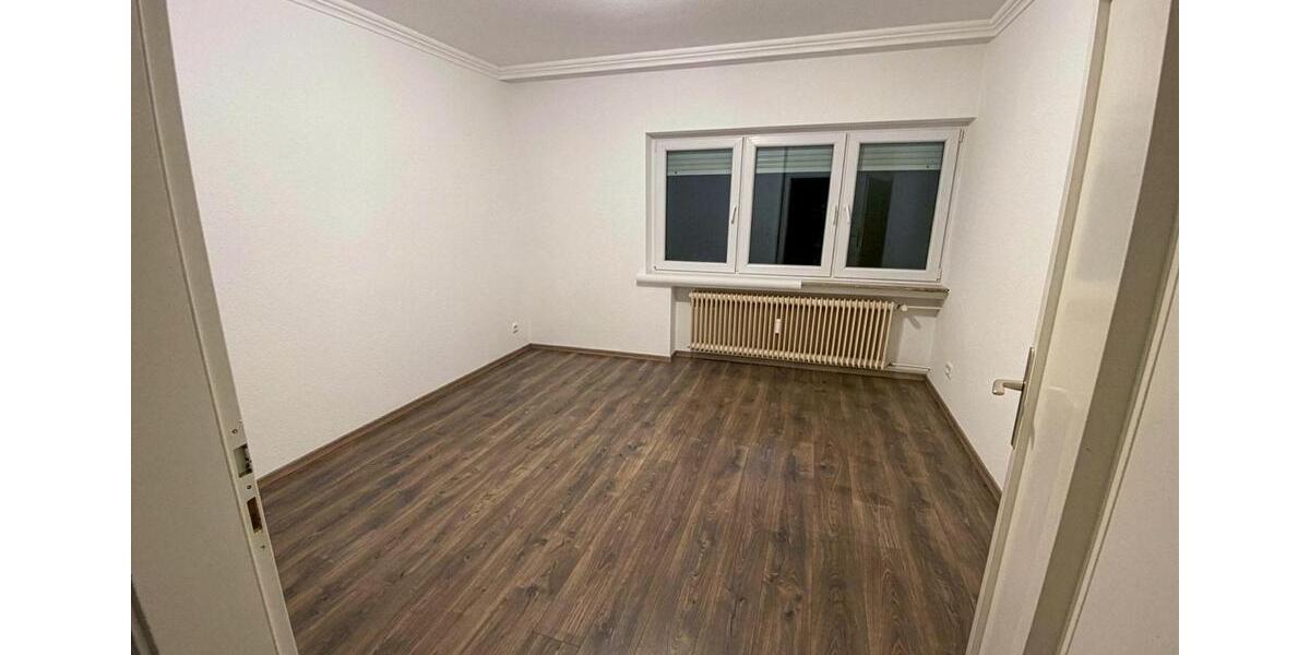 Etagenwohnung Leverkusen Opladen - 4 Zimmer, 99 m&sup2;, 1.055&euro; | Angebot:26382815