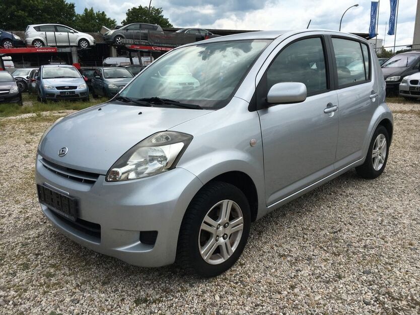 Daihatsu Sirion 190.000 km 2.299 € Bonn 53227