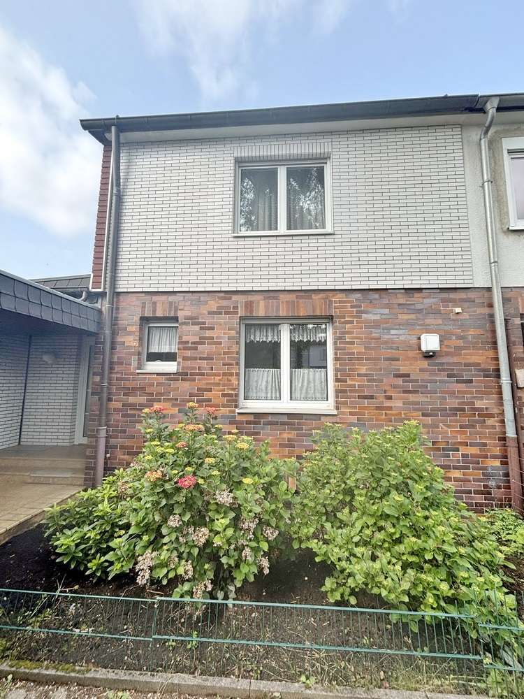 Haus zum Kaufen in Köln 560.000 € 155 m²