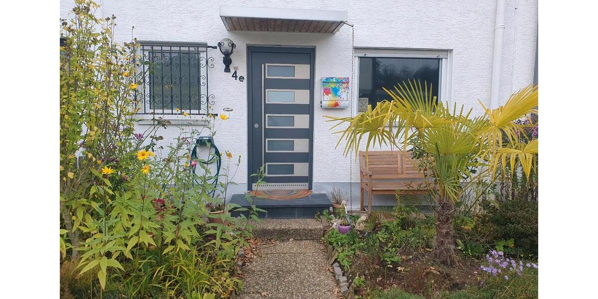 Familienfreundliches möbliertes Haus zur Zwischenmiete in Köln 5 zimmer