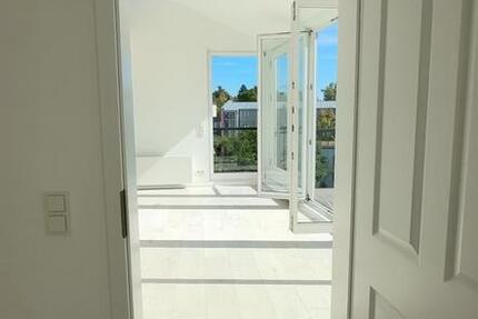 PENTHOUSE LINDENTHAL! (Traumwohnung mit Ausblick) 2 zimmer