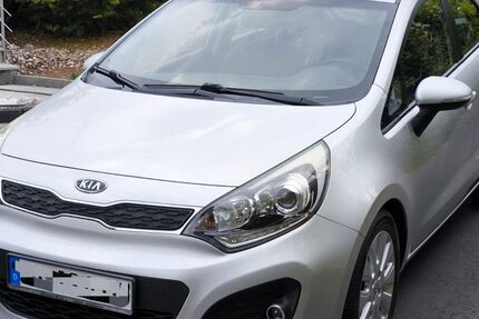 Kia Rio 138.000 km 4.900 &euro; Sankt Augustin 53757