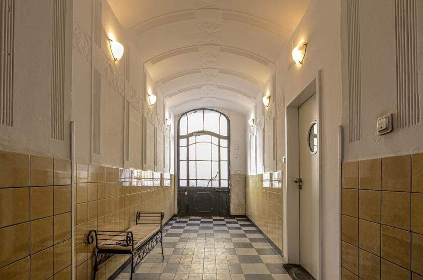 Kleines Ladenlokal mit ca. 17 m² und ca. 25 m² Lagerfläche Nähe Rudolfplatz im Rathenau-Viertel 1 zimmer