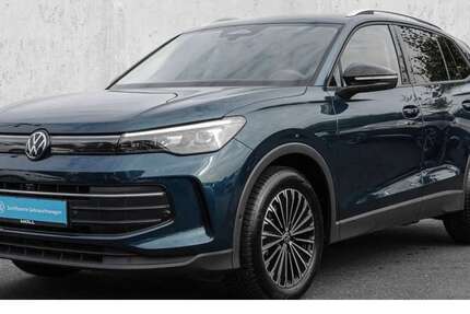 VW Tiguan 13.952 km 37.790 € Düsseldorf 40474
