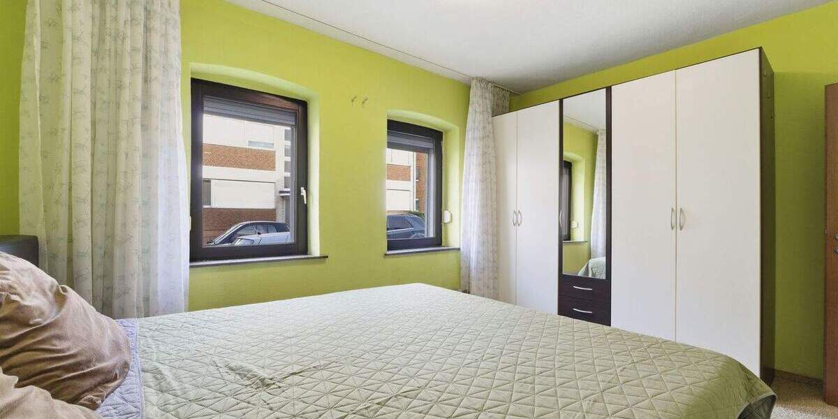 Einfamilienhaus Köln Meschenich - 5 Zimmer, 155 m&sup2;, 395.000&euro; | Angebot:24834182