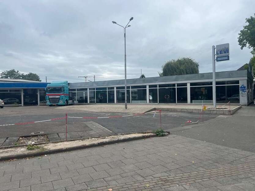 Halle in Köln 7.000 € 465 m²